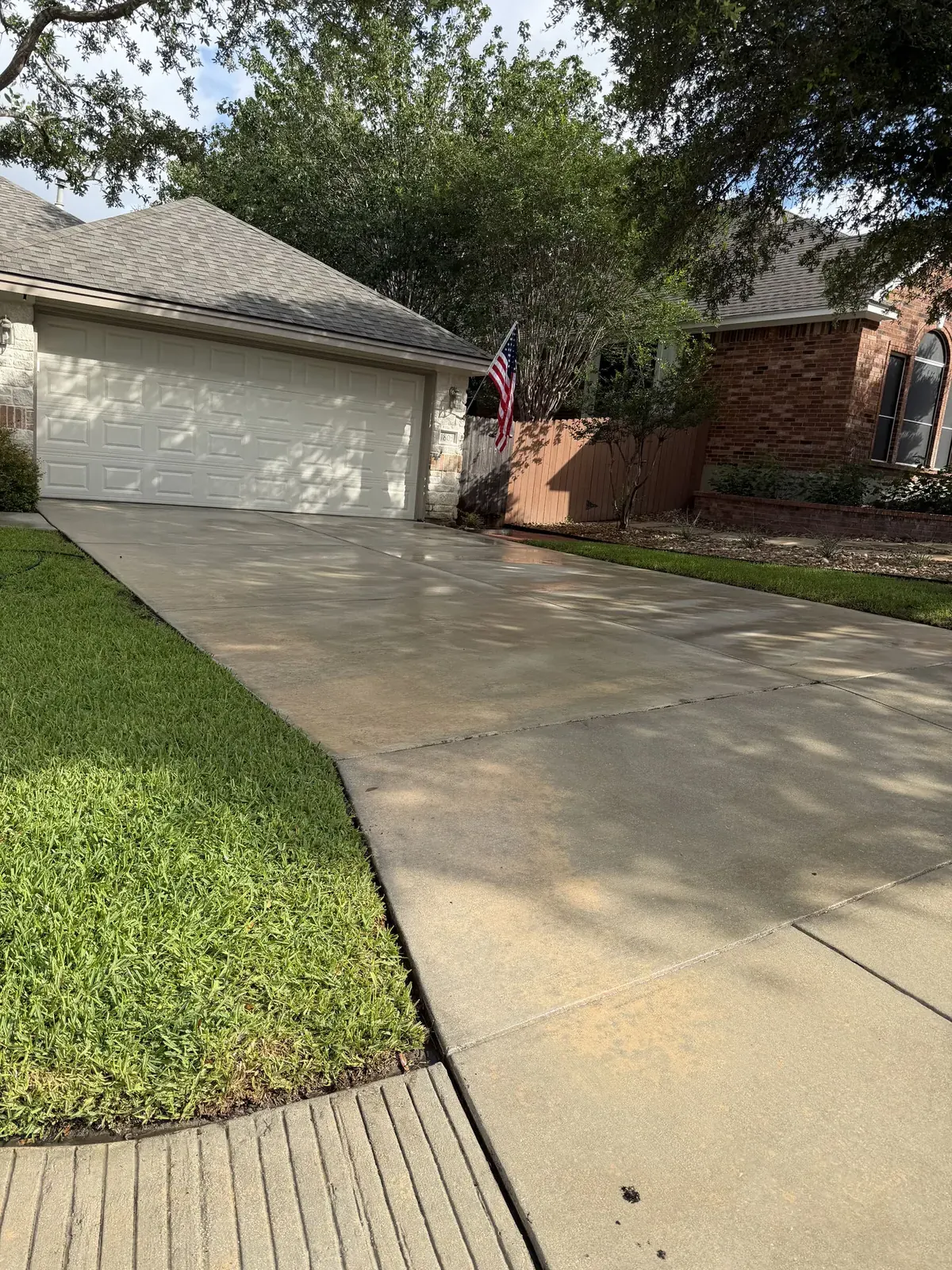 Before and after Concrete Cleaning & Restoration
