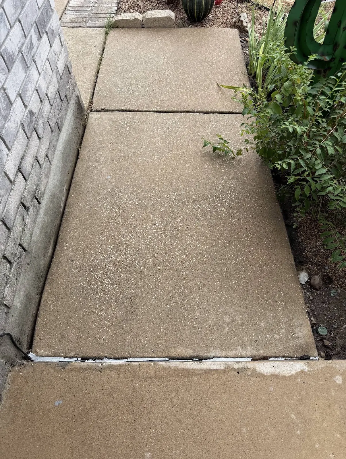 Before and after Concrete Cleaning & Restoration